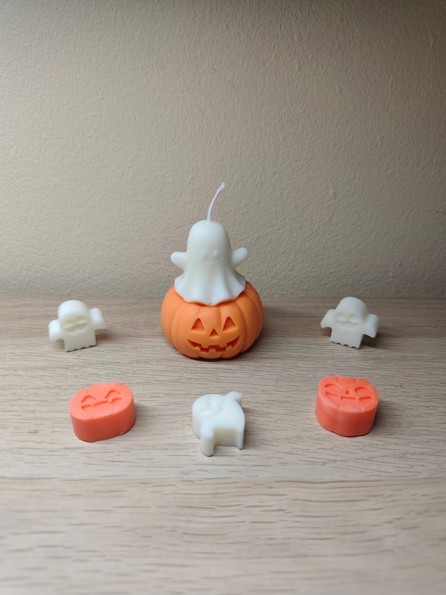 Spooky Ghost on pumpkin